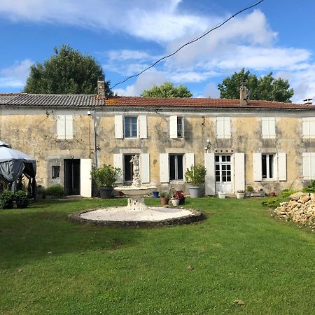 Bed and Breakfast Les Geais Saint-Pierre-la-Noue Exterior foto